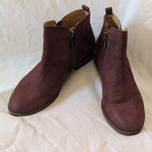 Franco Sarto "Kane" burgundy nubuck side zip ankle boots | Size 7.5 (EU 37.5)